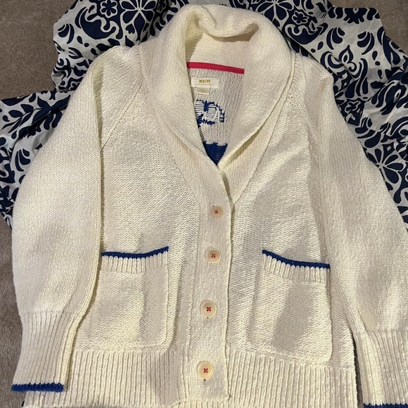 Maeve Women's Cream Sweater with Blue Lobster Design from Anthropologie - Picture 4 of 5